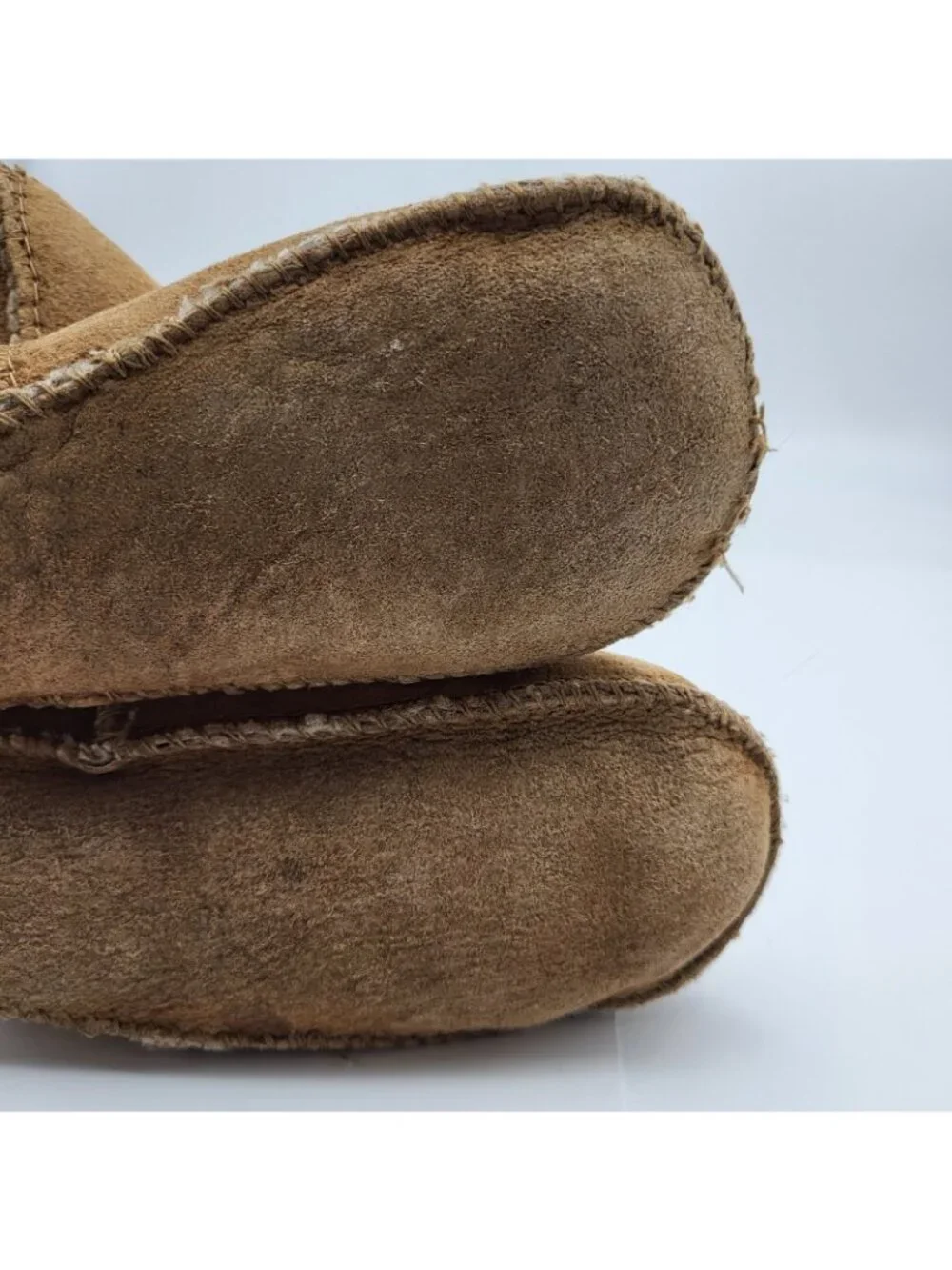 Ugg Baby Toddler Slippers Leather Sheepskin SZ L 1-2 Years Slip on